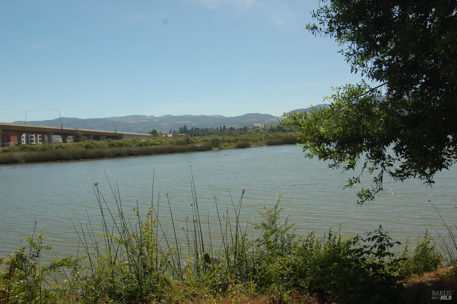 1118 Marina Drive Napa CA 94559