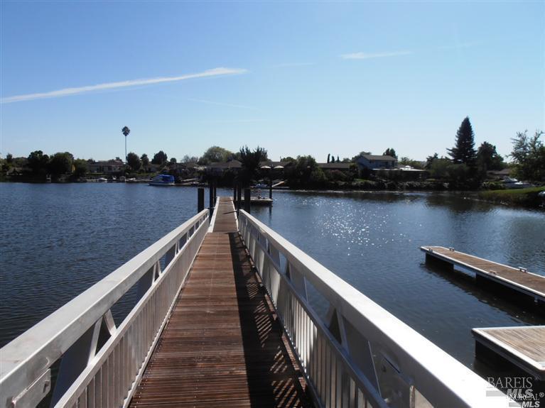 1118 Marina Drive Napa CA 94559