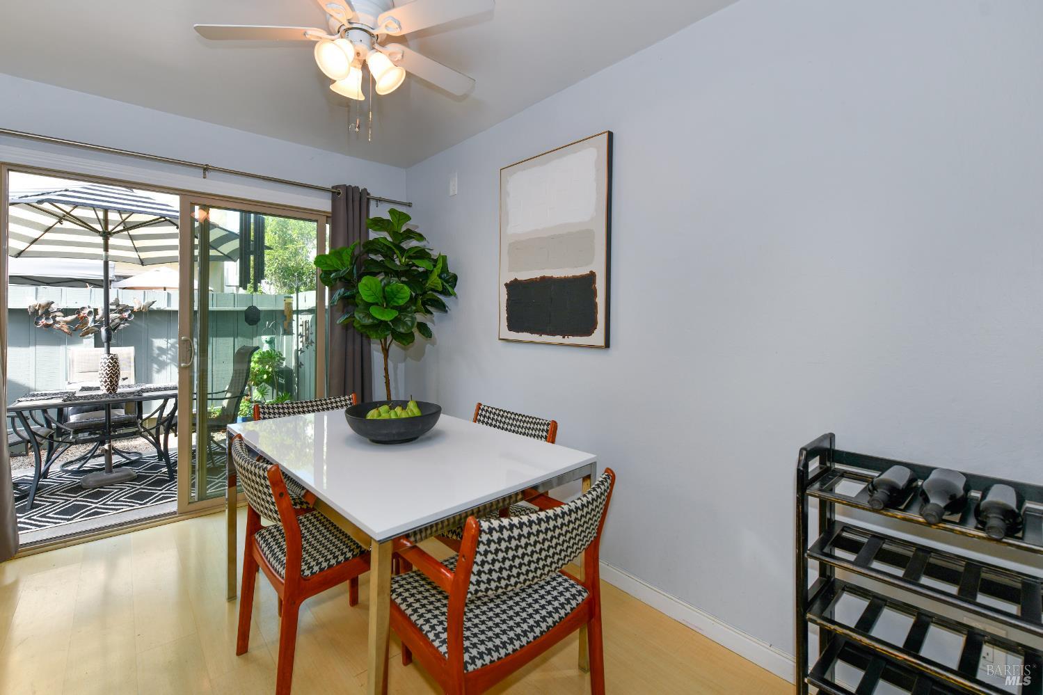 1118 Marina Drive Napa CA 94559