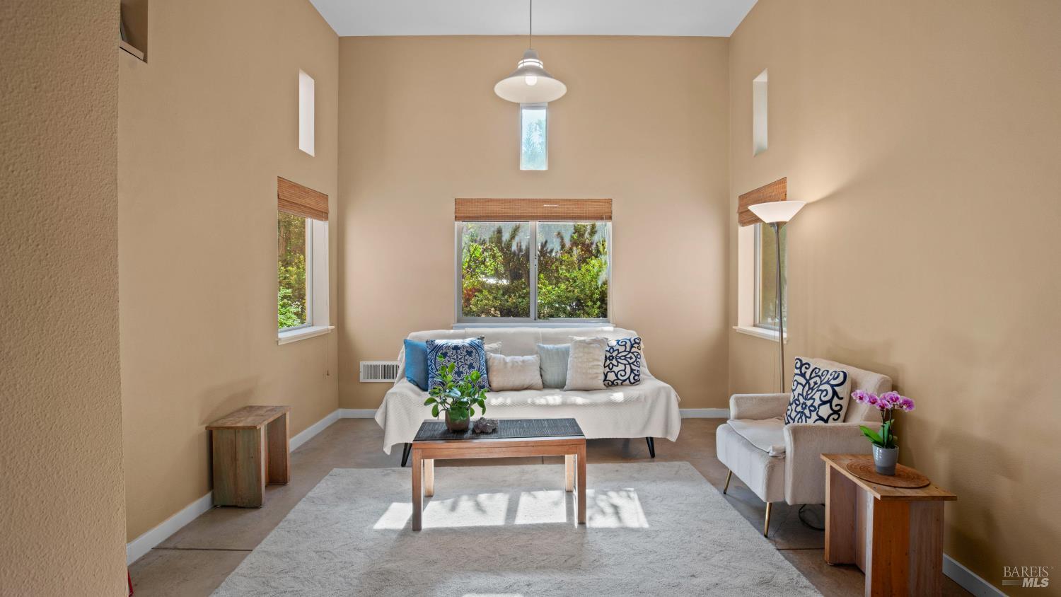 1346 Yulupa Avenue Santa Rosa CA 95405