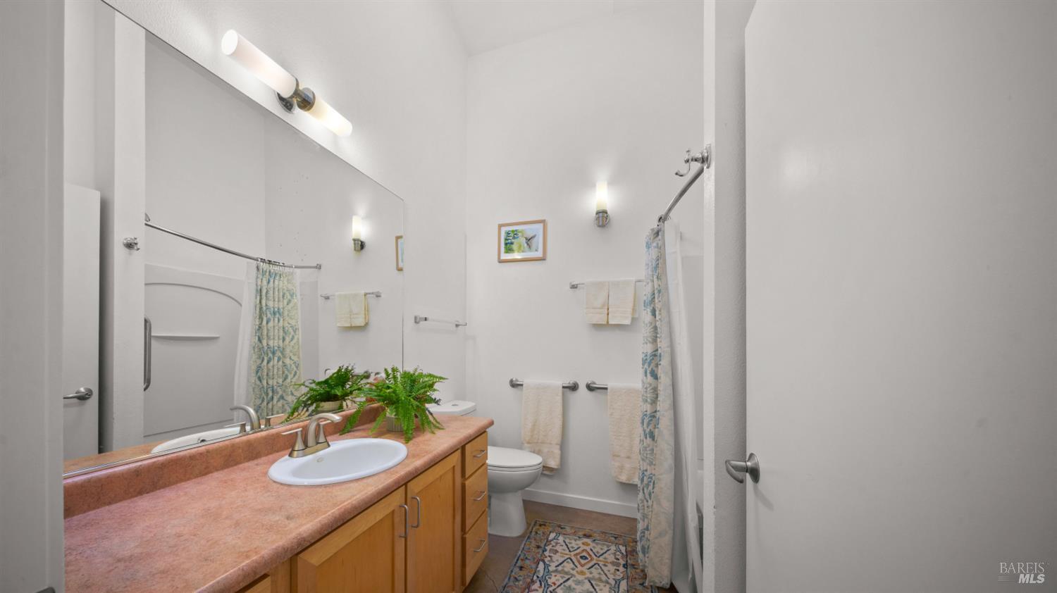 1346 Yulupa Avenue Santa Rosa CA 95405