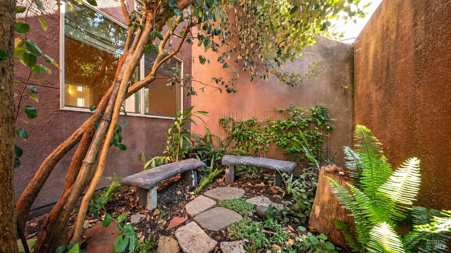 1346 Yulupa Avenue Santa Rosa CA 95405