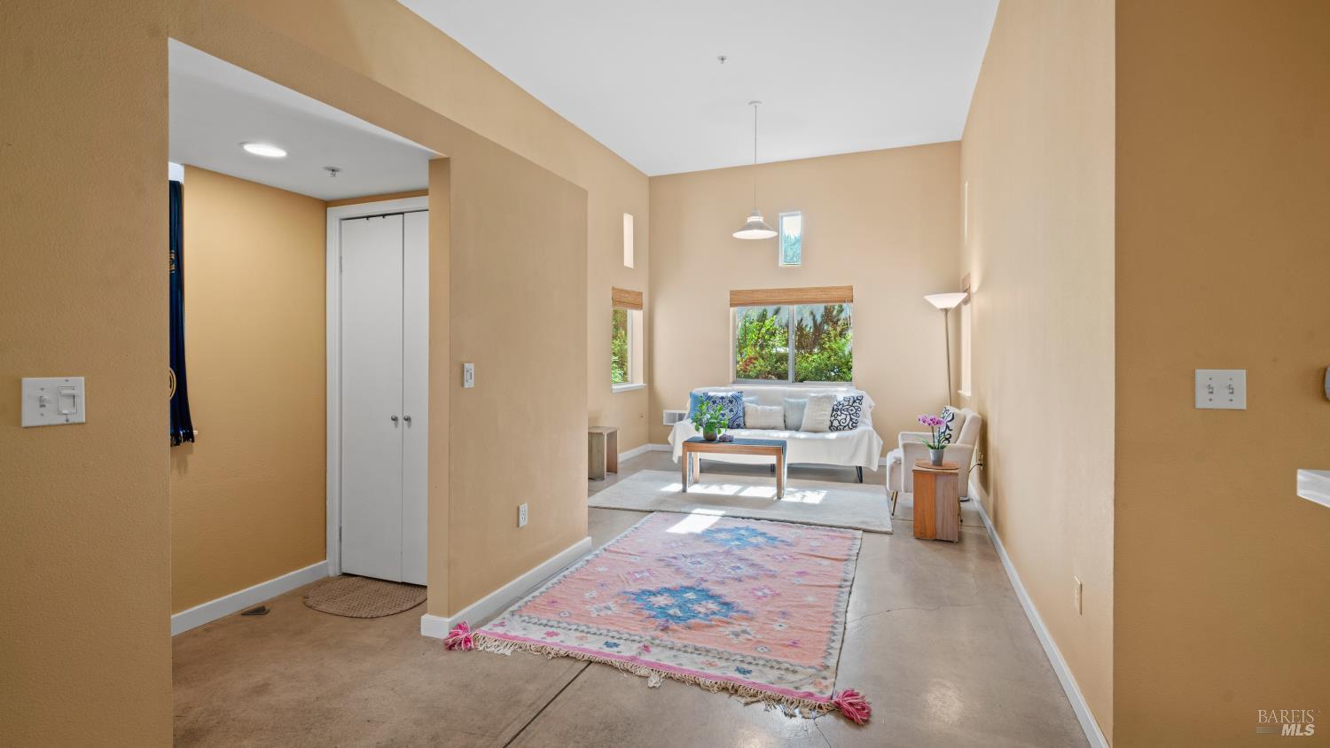 1346 Yulupa Avenue Santa Rosa CA 95405