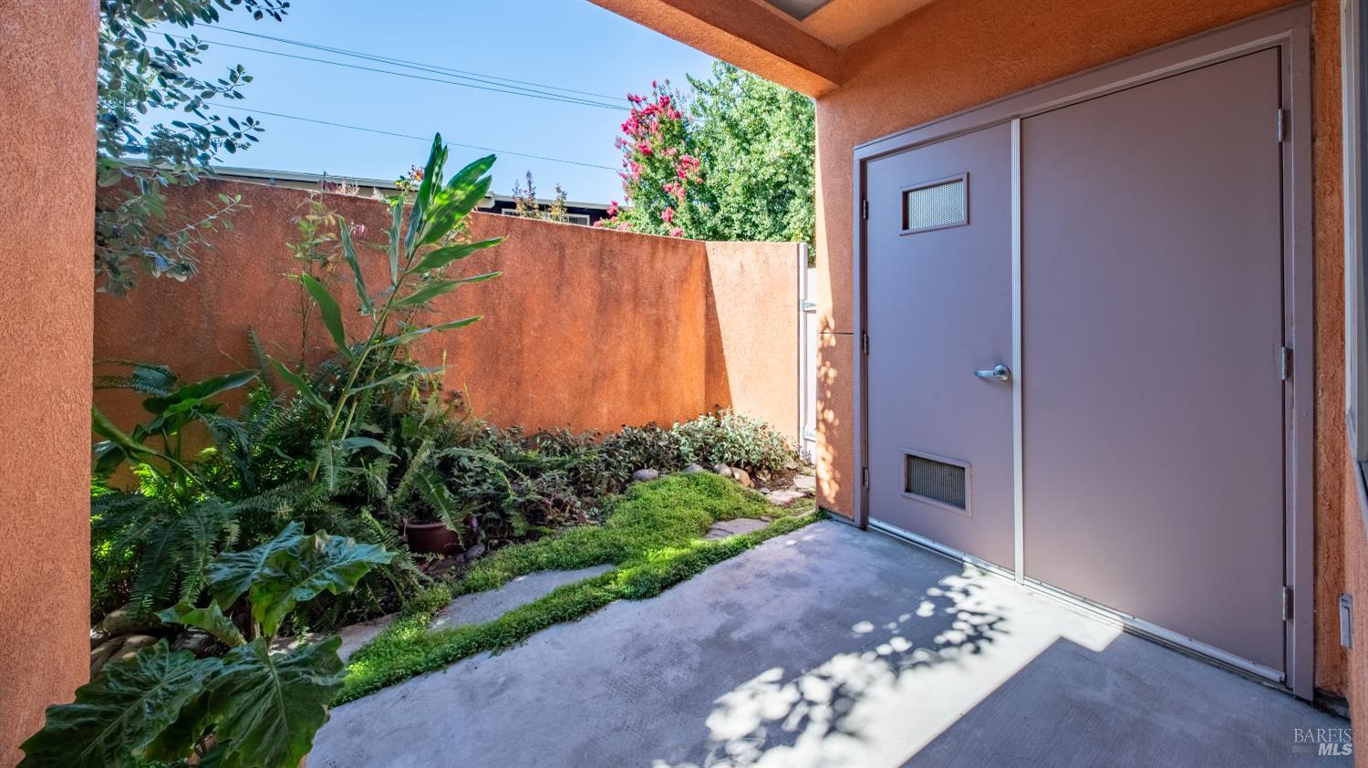 1346 Yulupa Avenue Santa Rosa CA 95405