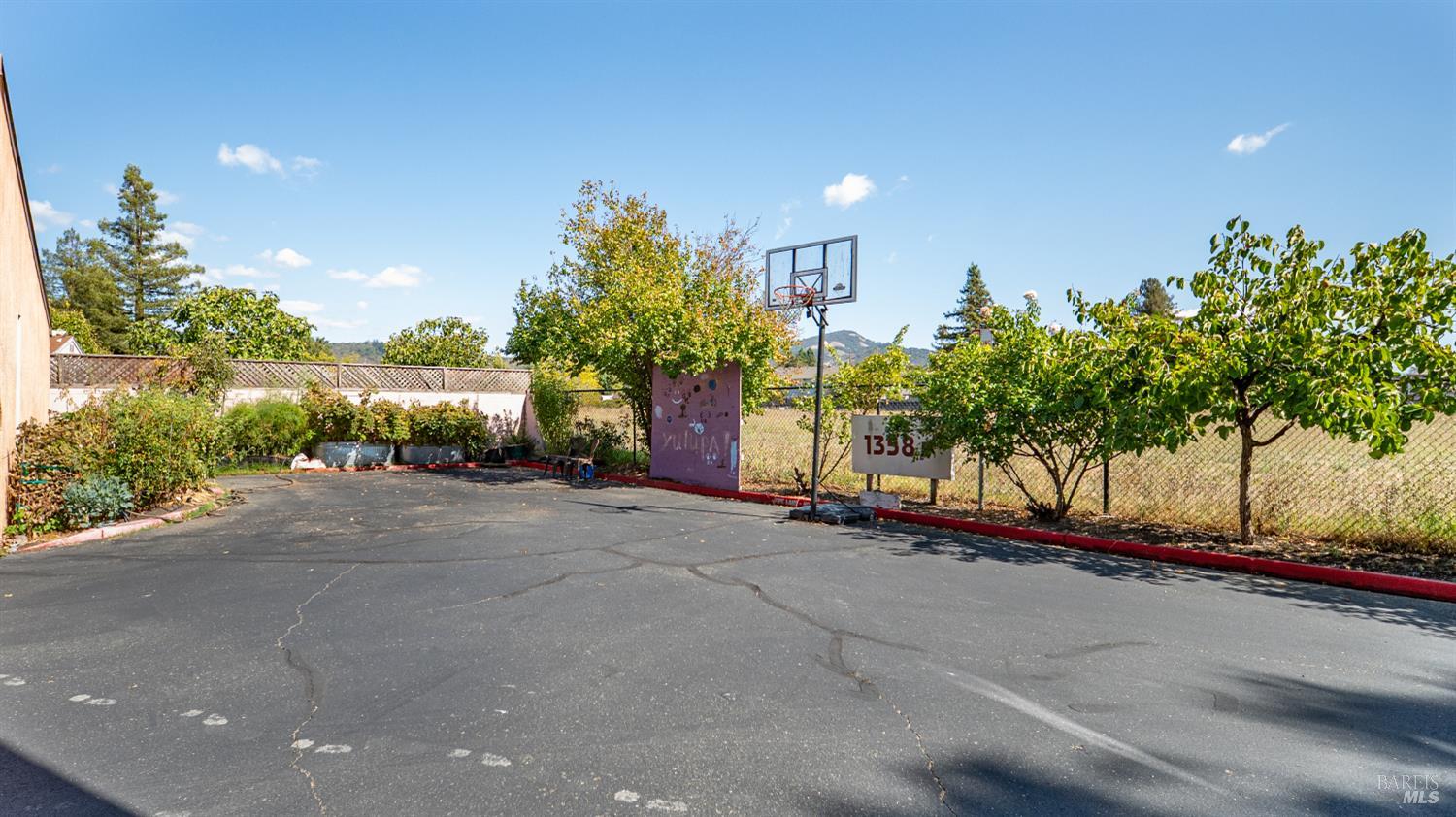 1346 Yulupa Avenue Santa Rosa CA 95405