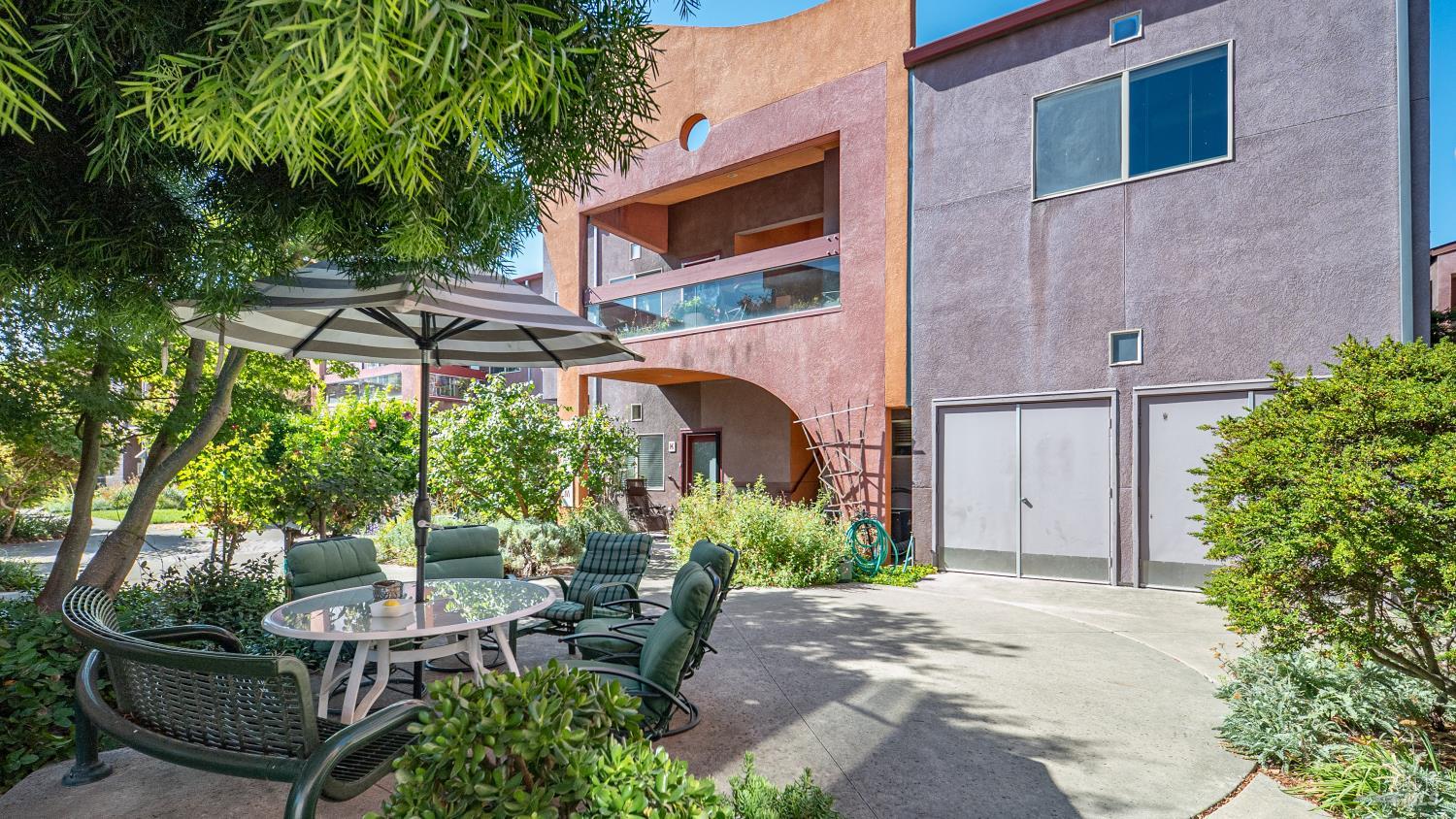 1346 Yulupa Avenue Santa Rosa CA 95405