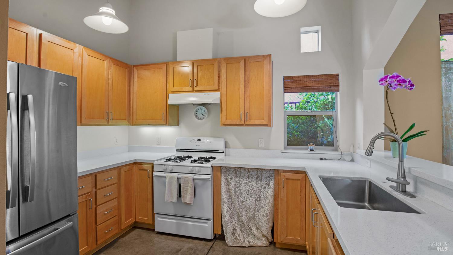 1346 Yulupa Avenue Santa Rosa CA 95405