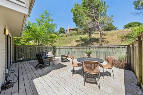 11 Eucalyptus Knoll Street Mill Valley CA 94941