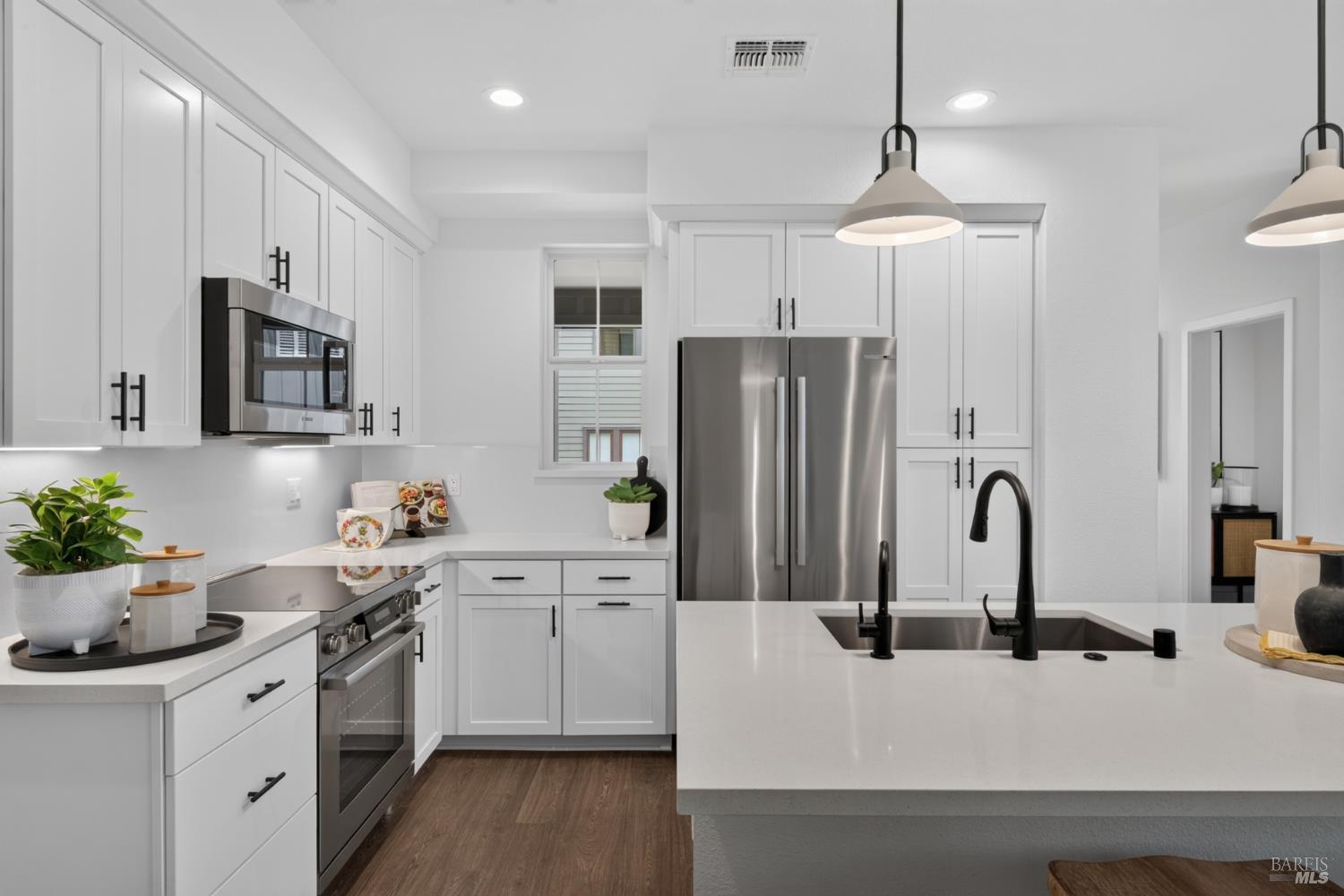 203 Pippin Court Sebastopol CA 95407