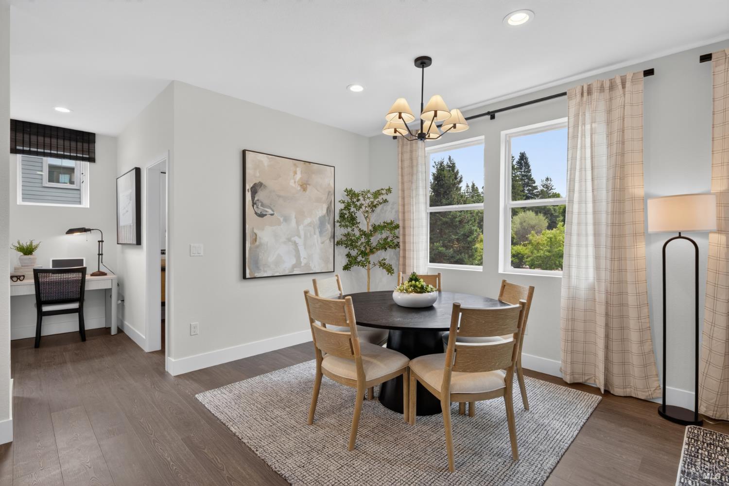 203 Pippin Court Sebastopol CA 95407