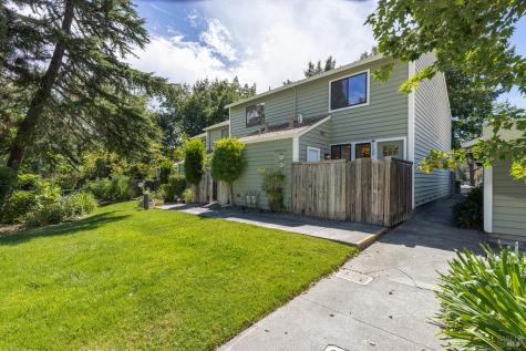 139 Vista View Drive Cloverdale CA 95425