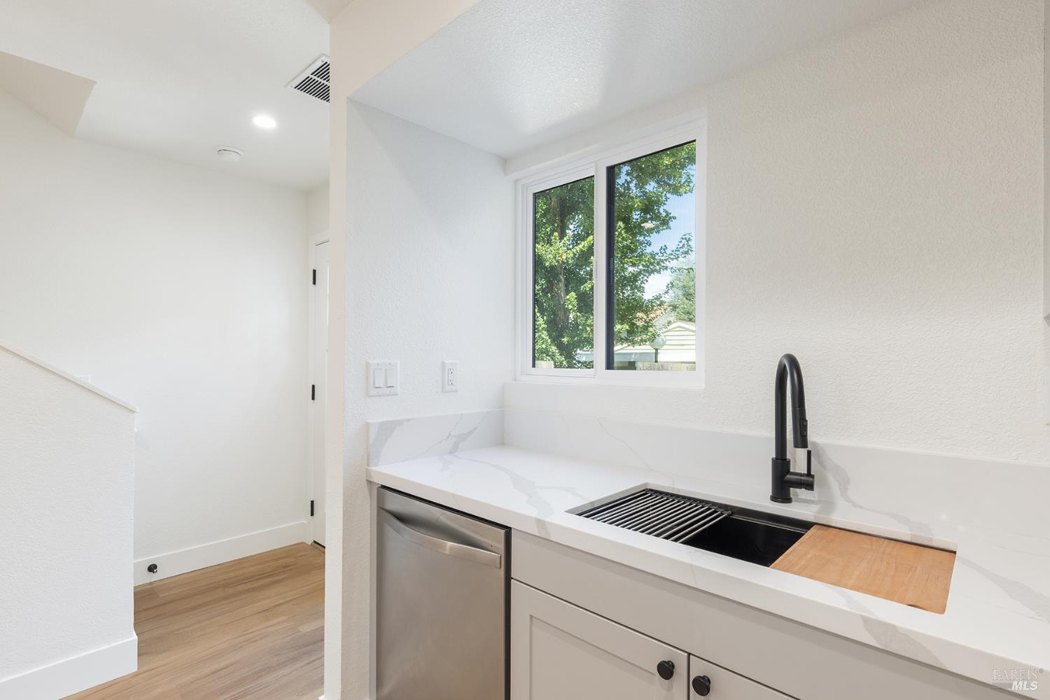 139 Vista View Drive Cloverdale CA 95425