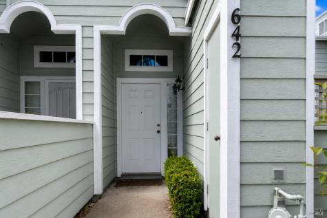 642 Wisteria Lane Santa Rosa CA 95407