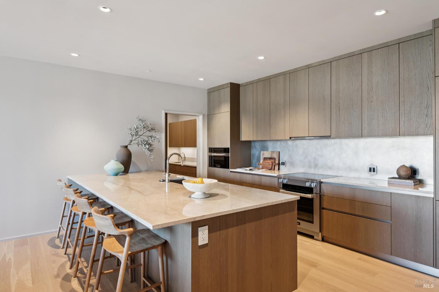 171 Sawmilll Circle Healdsburg CA 95448