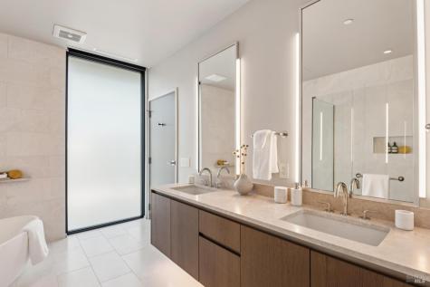 171 Sawmilll Circle Healdsburg CA 95448