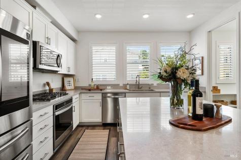 13 Idro Way Novato CA 94945