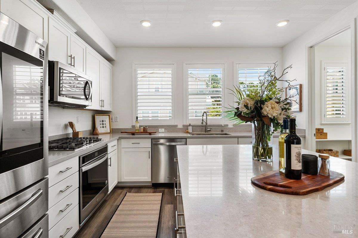13 Idro Way Novato CA 94945