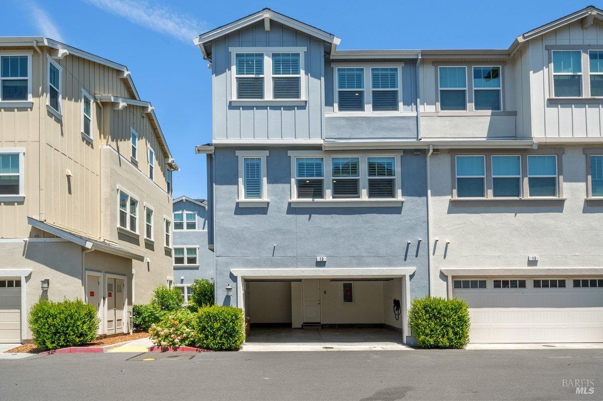 13 Idro Way Novato CA 94945