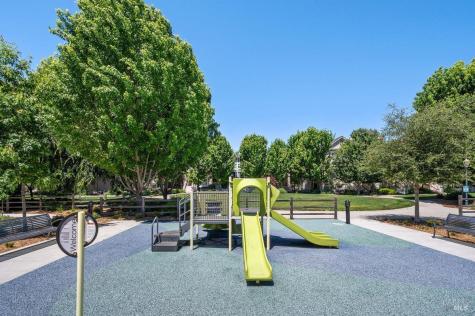 13 Idro Way Novato CA 94945