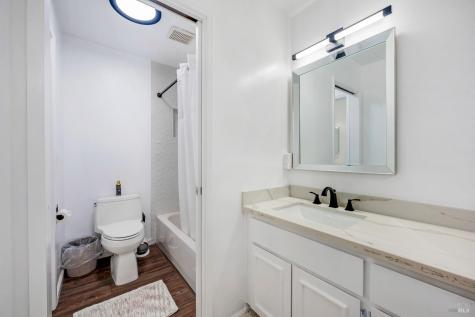 2 Mcintosh Court Novato CA 94949