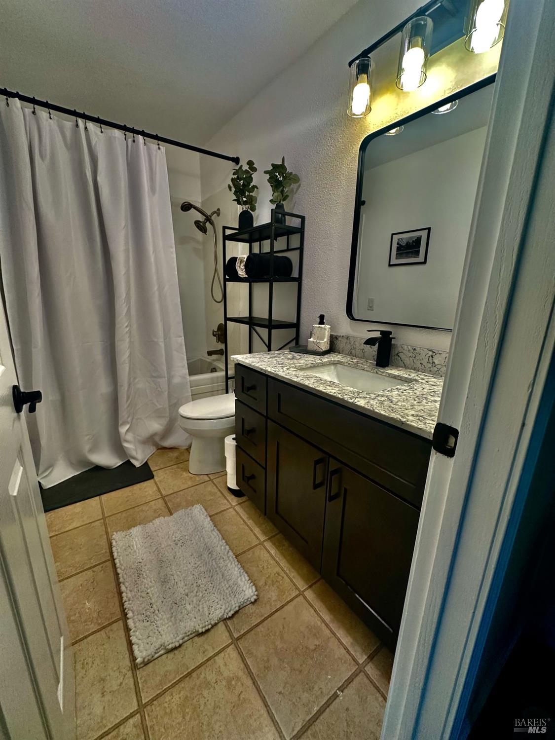 1475 Parkway Drive Rohnert Park CA 94928