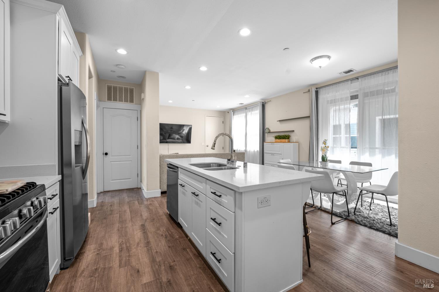 2666 Franz Kafka Avenue Santa Rosa CA 95404
