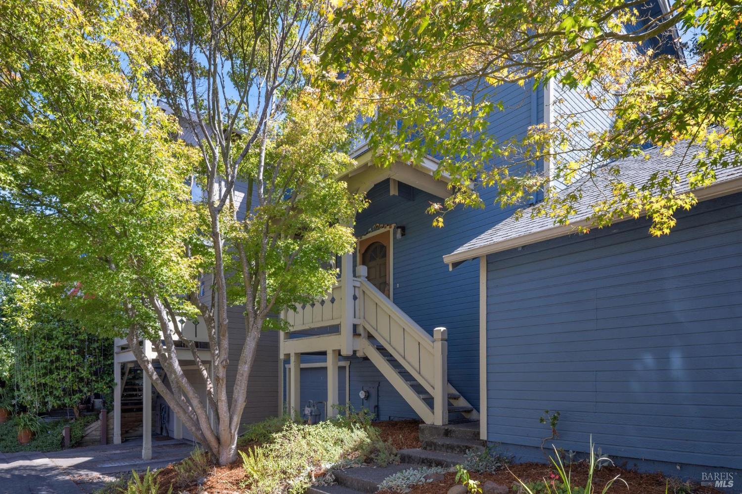 2 Rain Tree Court Petaluma CA 94952