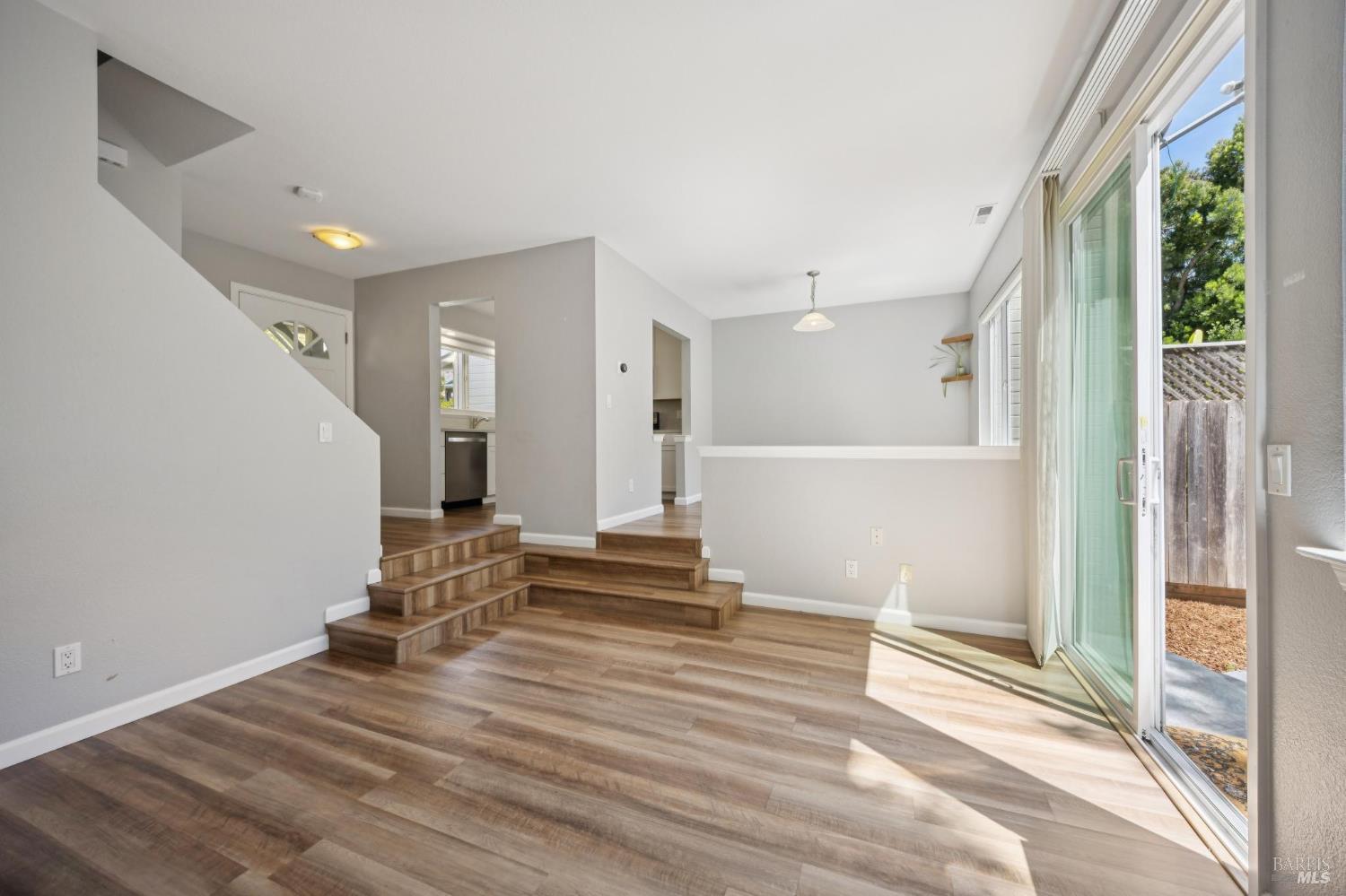 2 Rain Tree Court Petaluma CA 94952