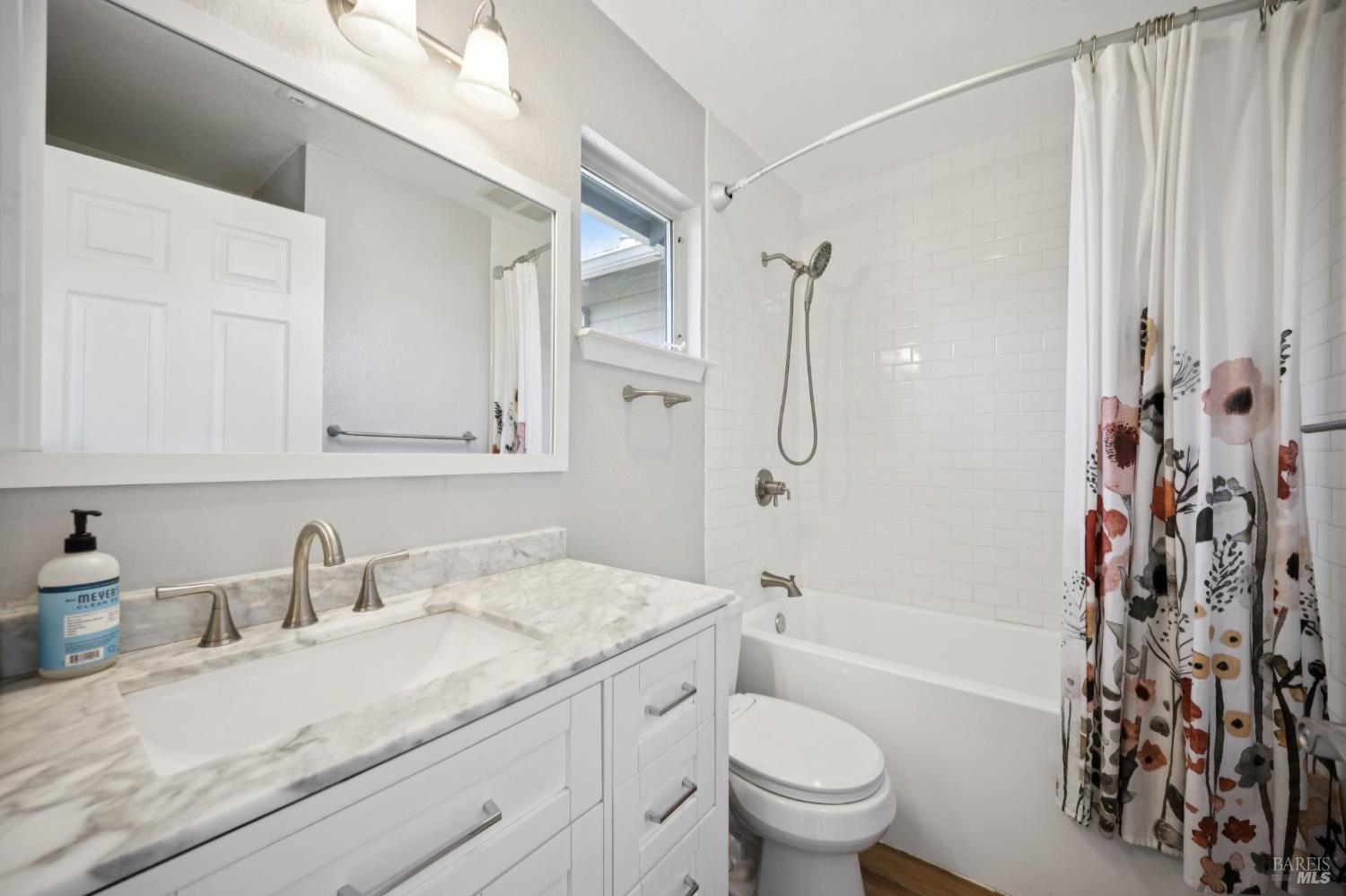 2 Rain Tree Court Petaluma CA 94952