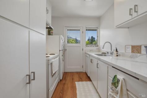 61 Pixley Avenue Corte Madera CA 94925