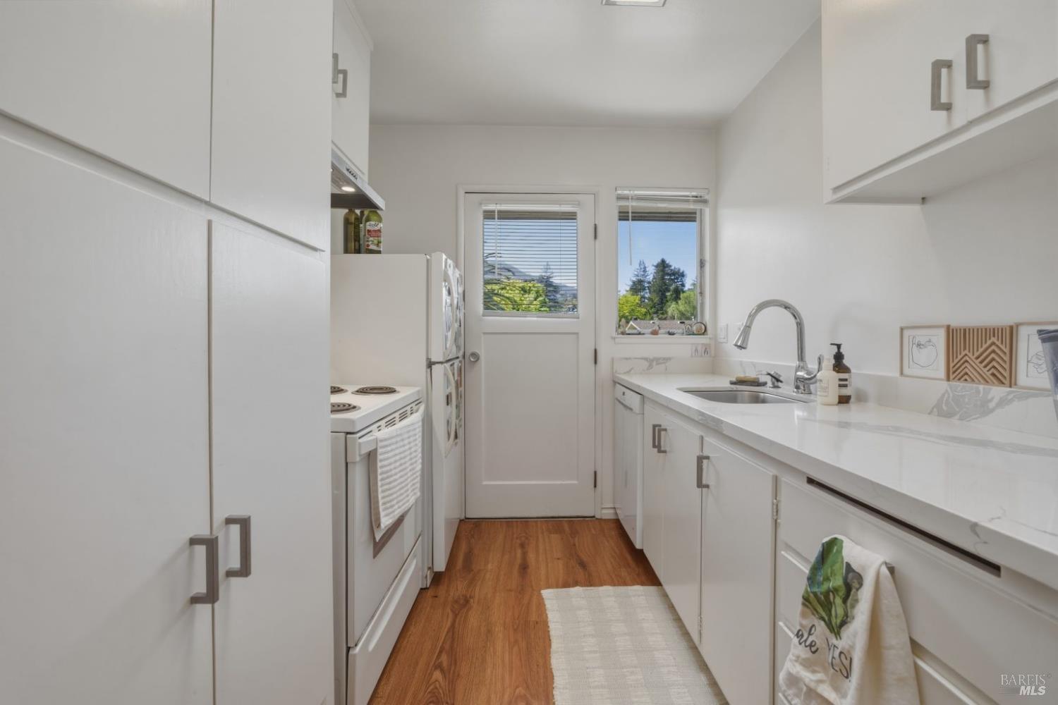 61 Pixley Avenue Corte Madera CA 94925