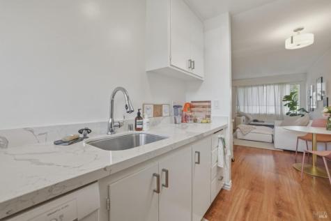61 Pixley Avenue Corte Madera CA 94925