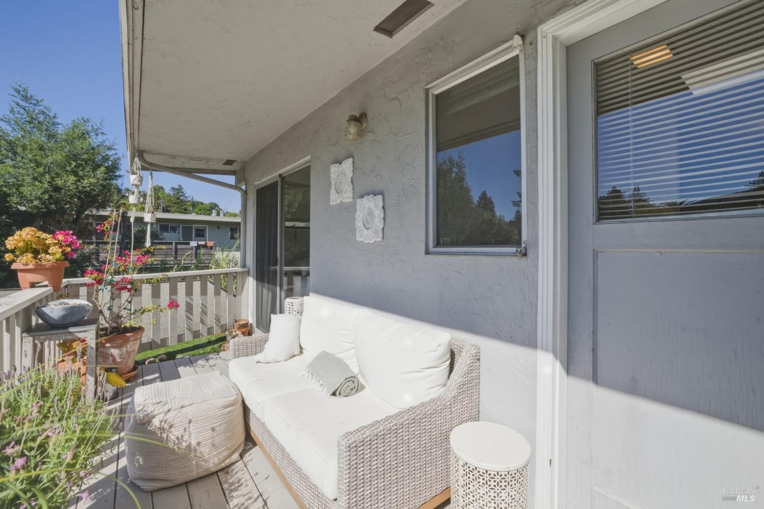 61 Pixley Avenue Corte Madera CA 94925