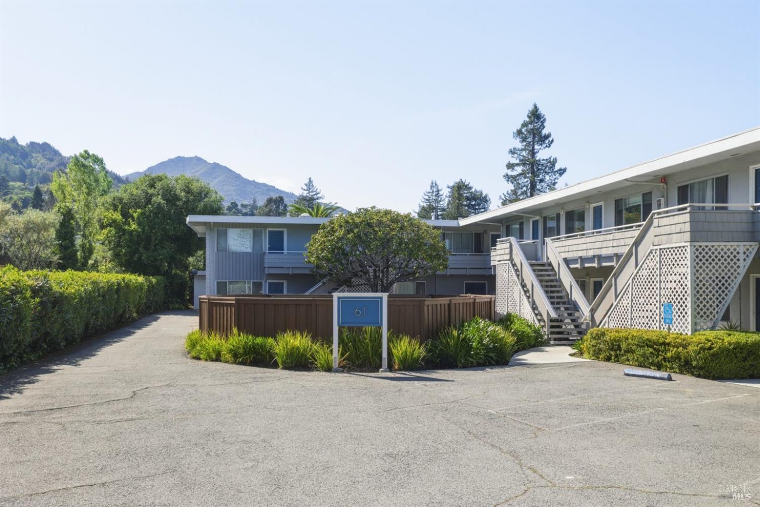 61 Pixley Avenue Corte Madera CA 94925