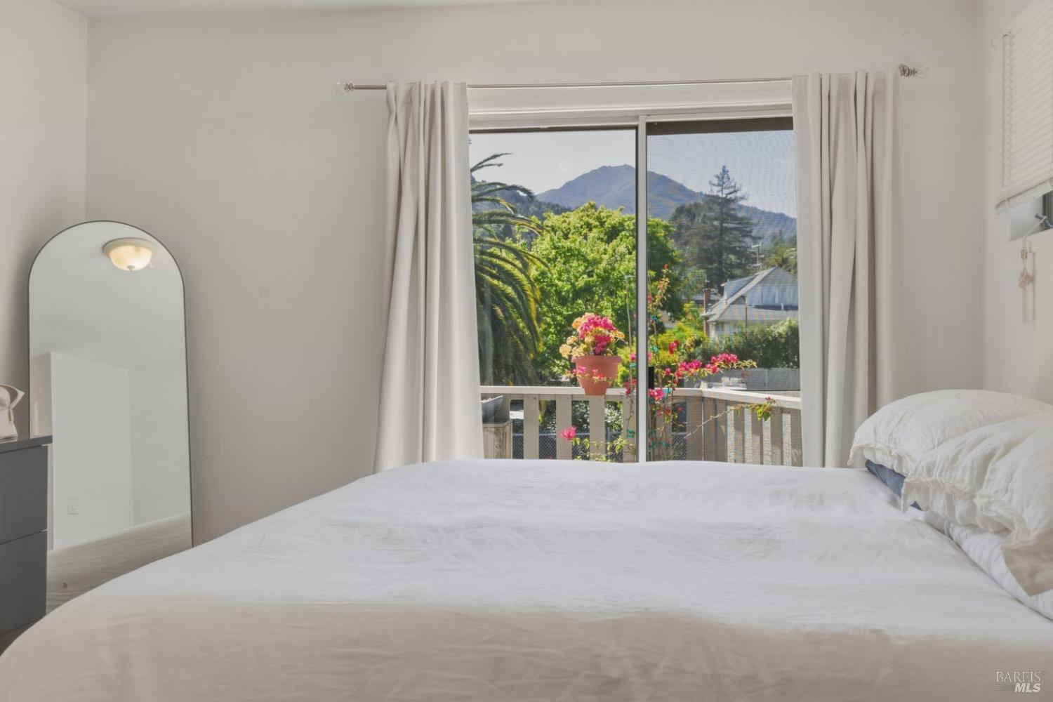 61 Pixley Avenue Corte Madera CA 94925