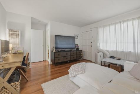 61 Pixley Avenue Corte Madera CA 94925