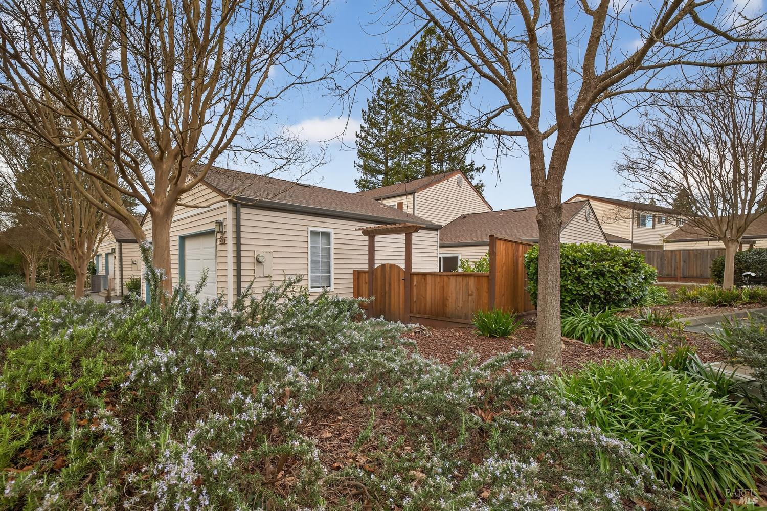 1600 Yardley Street Santa Rosa CA 95403
