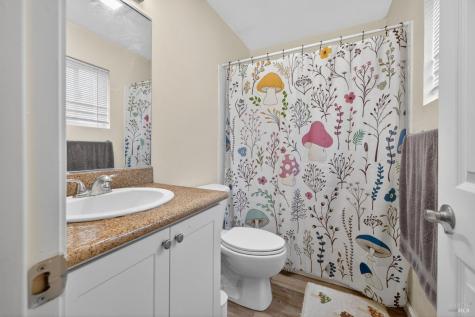 1600 Yardley Street Santa Rosa CA 95403
