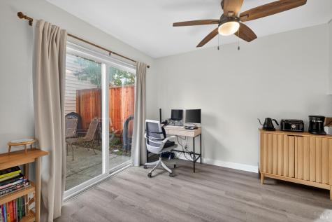1600 Yardley Street Santa Rosa CA 95403