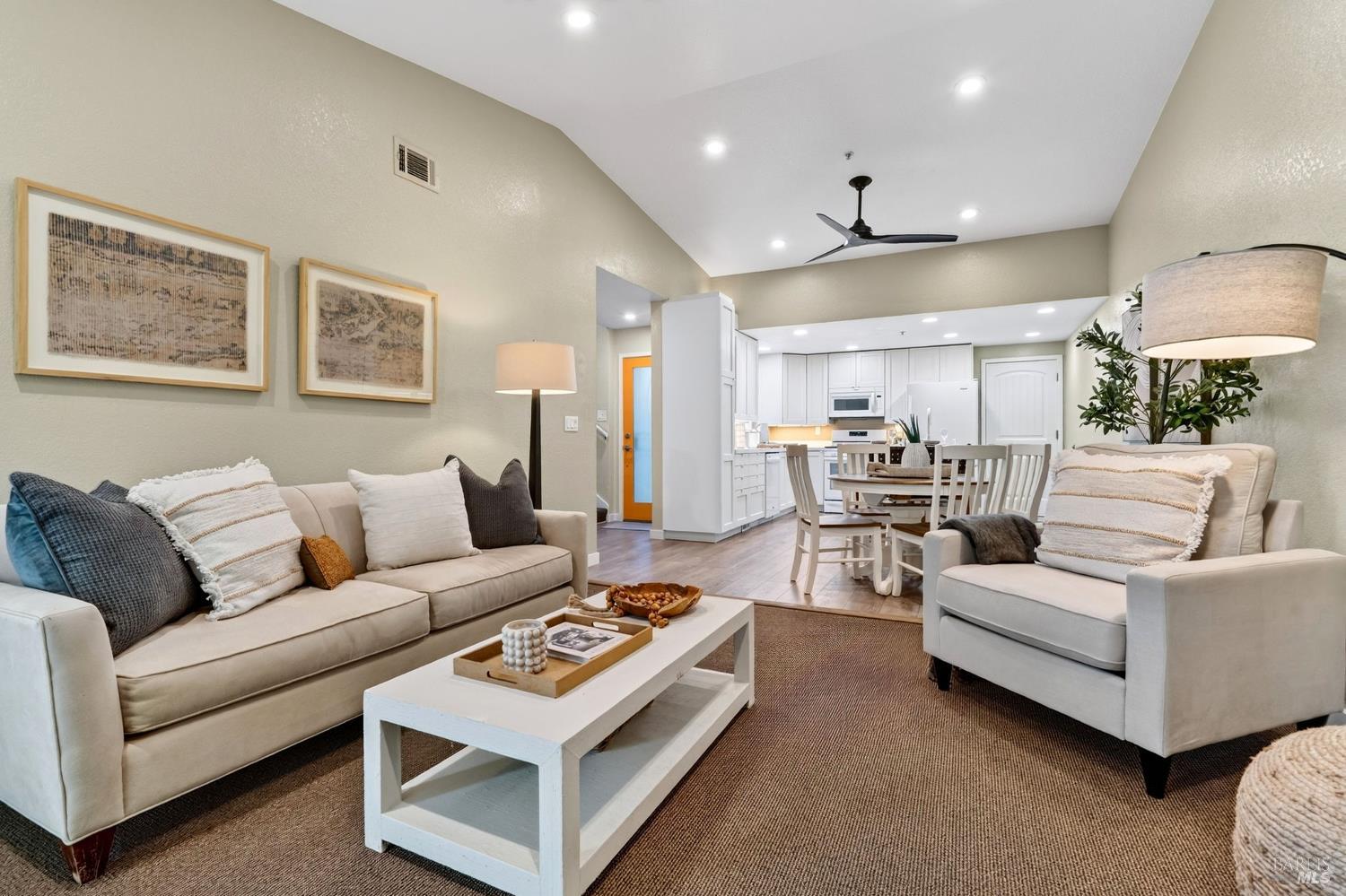27 Blossom Court W Napa CA 94558