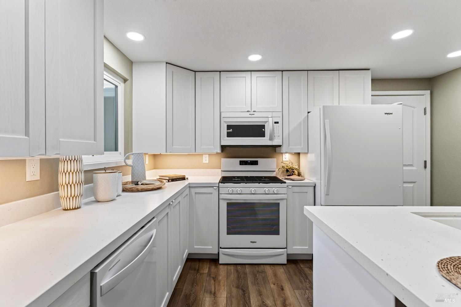 27 Blossom Court W Napa CA 94558