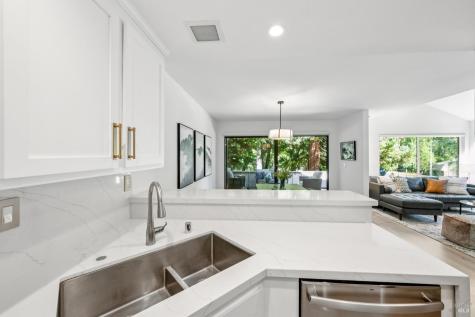 53 Flicker Drive Novato CA 94949