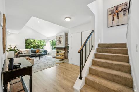 53 Flicker Drive Novato CA 94949