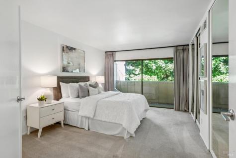 53 Flicker Drive Novato CA 94949