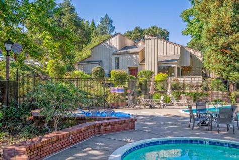 53 Flicker Drive Novato CA 94949