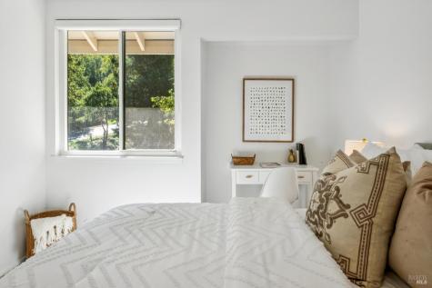 53 Flicker Drive Novato CA 94949