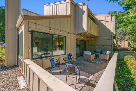 53 Flicker Drive Novato CA 94949