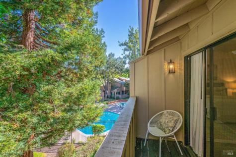 53 Flicker Drive Novato CA 94949