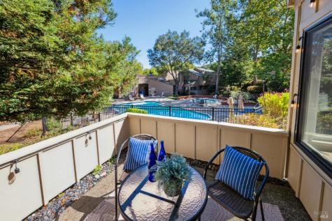 53 Flicker Drive Novato CA 94949