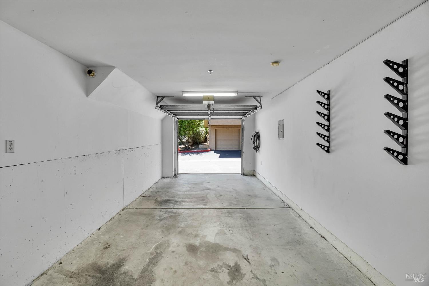 1152 Pear Tree Lane Napa CA 94558